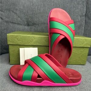 GUCCI web criss cross rubber slides